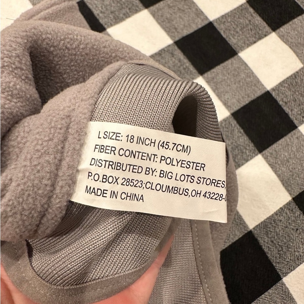 Dog jacket - Picture 3 of 3
